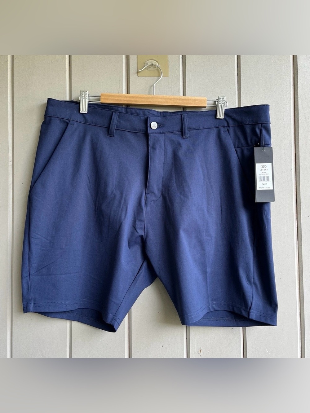 Legend Golf Shorts Mens XL
Navy Comfort Fit Stretch
Leg3nd NWT